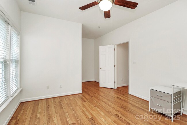 Building Photo - 11357 Olde Turnbury Ct