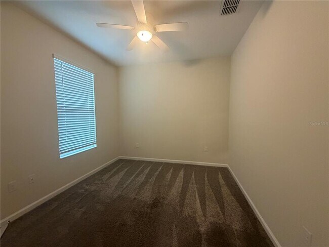 Building Photo - 8513 Golf Wy