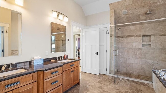 Building Photo - 3 Doris Terrace