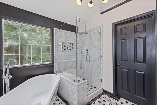 Building Photo - 135 Sable Pointe Dr