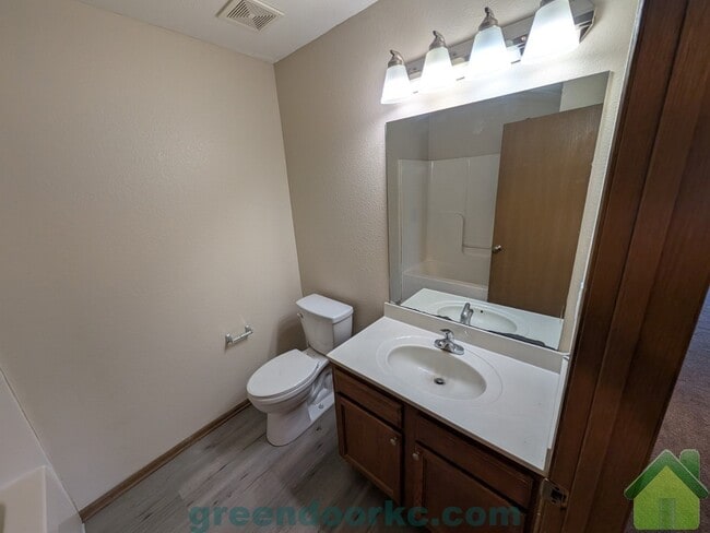 Building Photo - 1107 Fall Meadow Ln