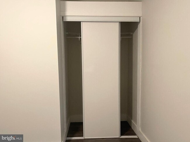 Building Photo - 21 S Main St