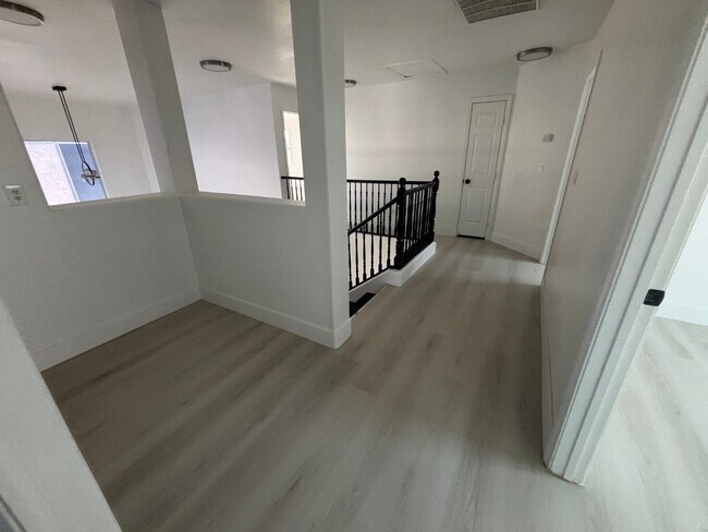 Building Photo - Spacious 4Br/3Ba Home in Galena Pointe – in North Las Vegas