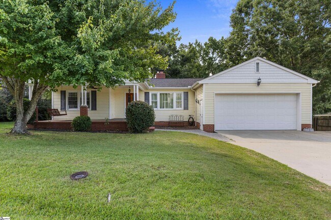 Primary Photo - 112 N Rockview Dr