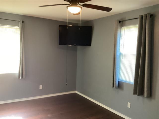 Building Photo - 776 Ponderosa Dr