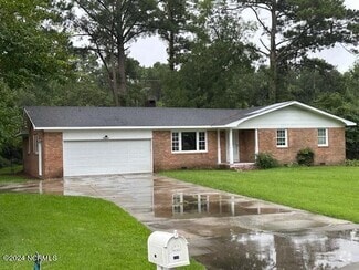 Building Photo - 409 Hardy Ave
