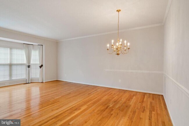 Building Photo - 13280 Maple Creek Ln
