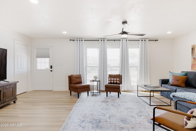 Building Photo - 6844 E Hubbell St