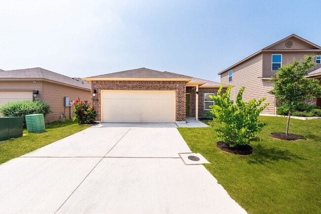 Building Photo - Comfortable Living in Converse – 3 Bedroom...