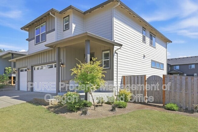 Building Photo - 1730 NE Gilbert Ln