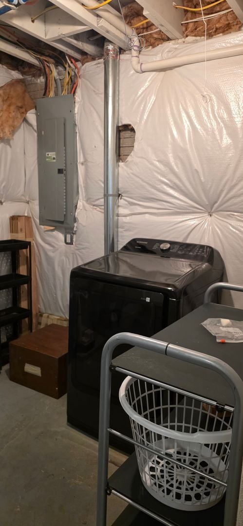 Building Photo - Convenience Meets Charm in This Frederick Gem!