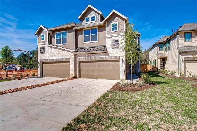 Primary Photo - 315 N Spotted Fern Dr