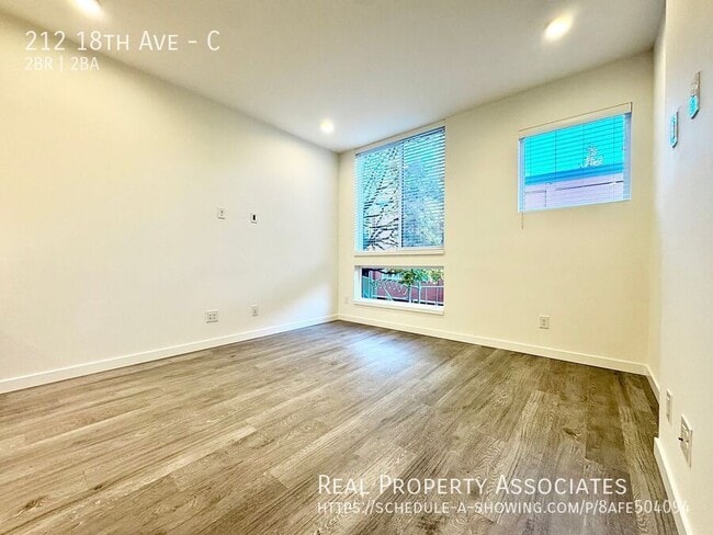 Building Photo - 212 18th Ave