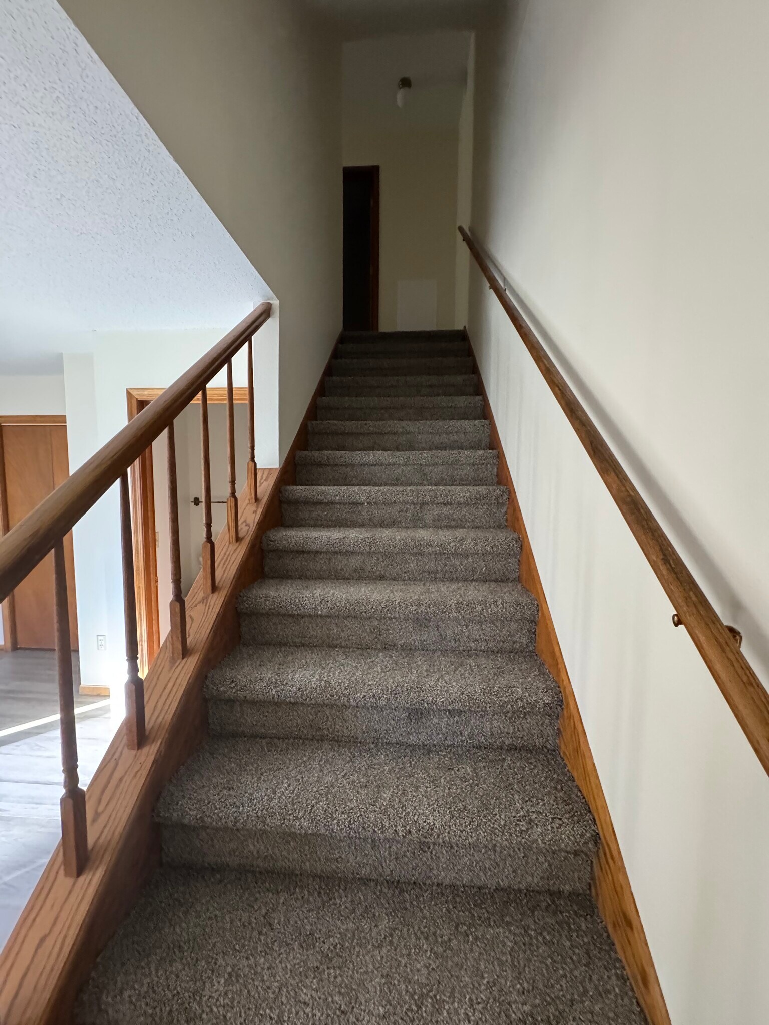 Building Photo - 287 Orrin St