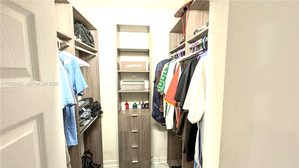 Building Photo - 3318 W 106th Ter