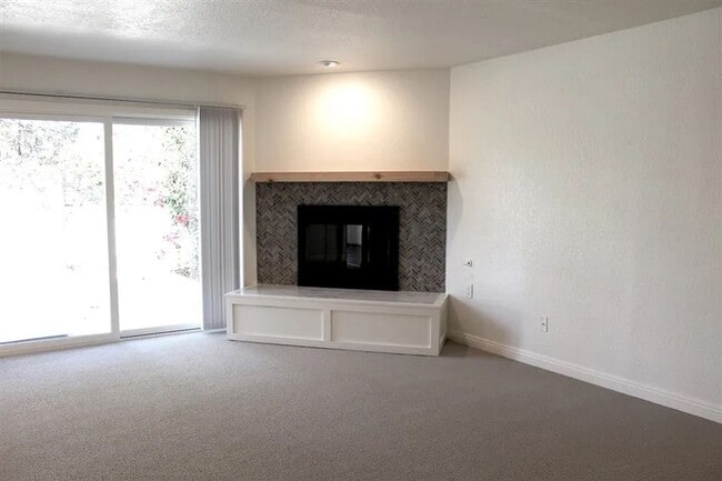 Building Photo - 531 Camino Del Mar