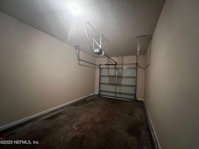 Building Photo - 1831 Biscayne Bay Cir