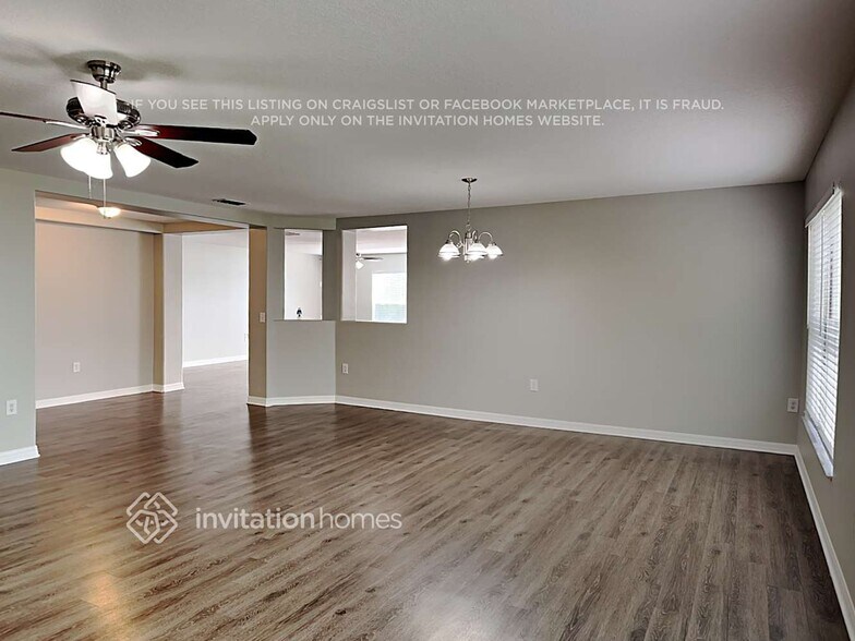 Building Photo - 3305 Whistling Trail
