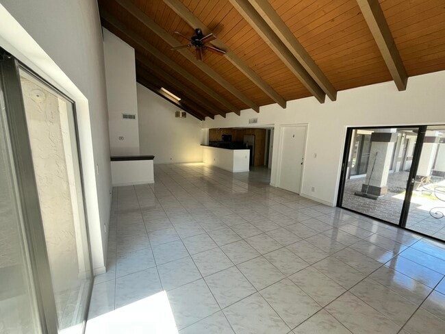 Building Photo - 6480 Contempo Ln