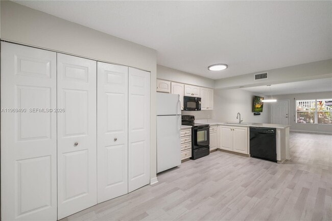 Building Photo - 3930 Leeward Passage Ct