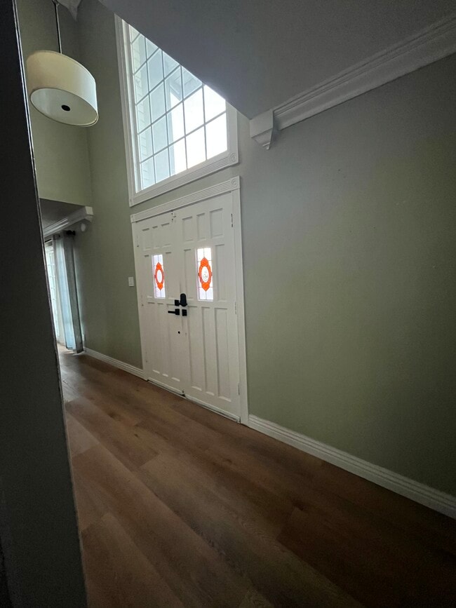 Building Photo - 22240 Wyandotte St