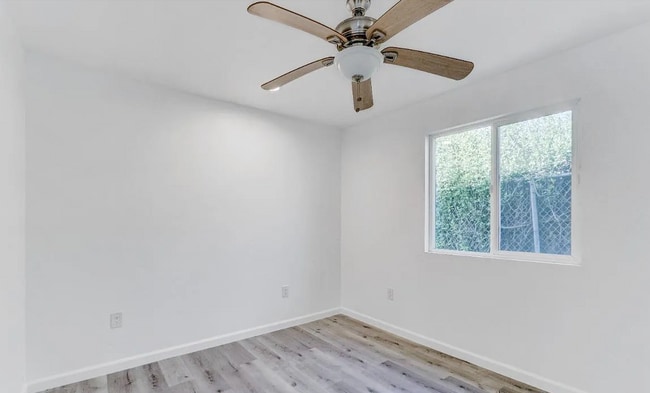 Building Photo - 2560-62 L St