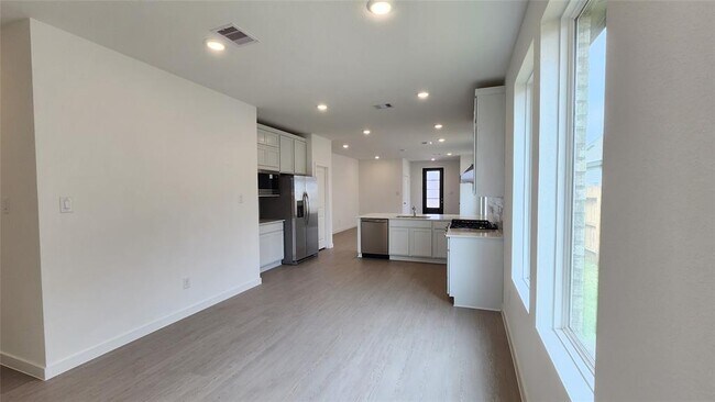 Building Photo - 28815 Texas Sparrow Ln
