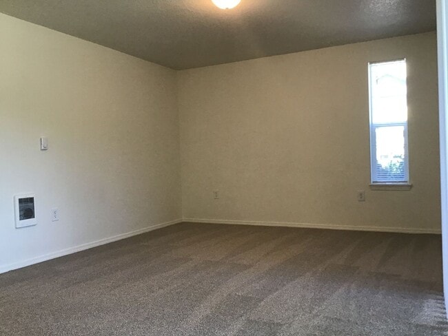 Interior Photo - Swale Creek