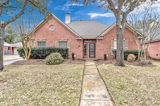 Building Photo - 2227 Garden Terrace Dr