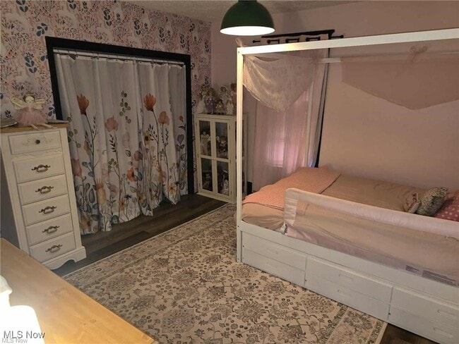 Building Photo - 202 Meek Ave