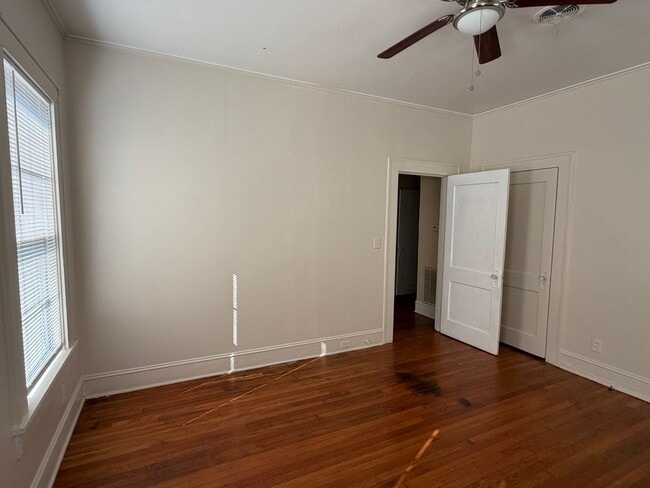 Building Photo - 3432 Broadmoor Blvd