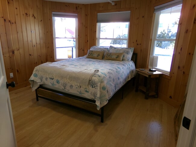 Building Photo - 8 Water St