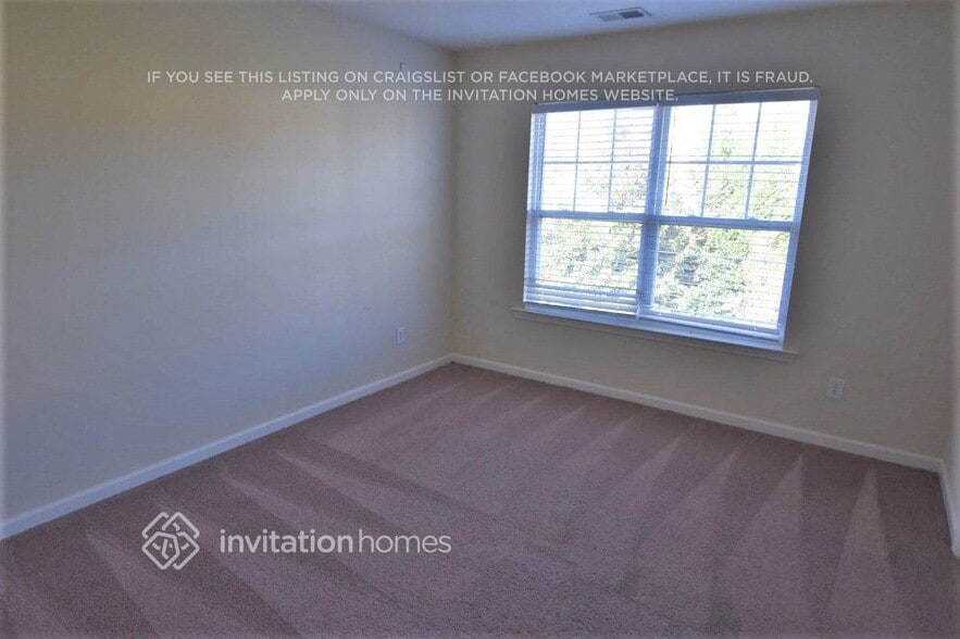 Building Photo - 3012 Grande Heights Dr