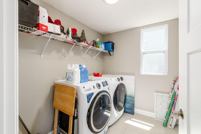 Building Photo - 7270 Cutler Dr