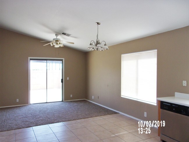 Building Photo - 16549 N 157th Ave