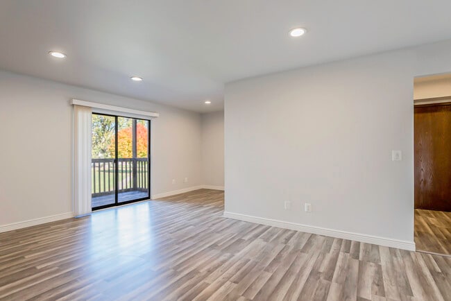 Building Photo - 30078 W 12 Mile Rd