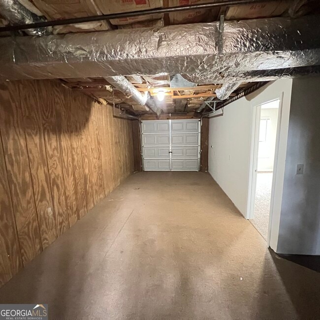 Building Photo - 9028 Raven Dr