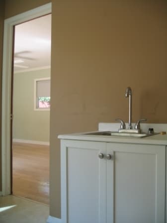 Building Photo - 6943 Balcom Ave