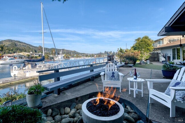 Building Photo - Luxury Waterfront Home with Private Deepwater Dock and Hot Tub- FOUNDATION