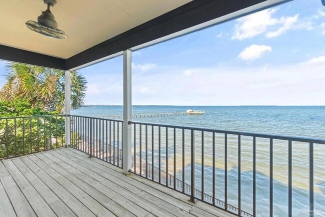 Building Photo - 32 Baybridge Dr