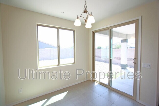 Building Photo - 13251 W Dale Ln