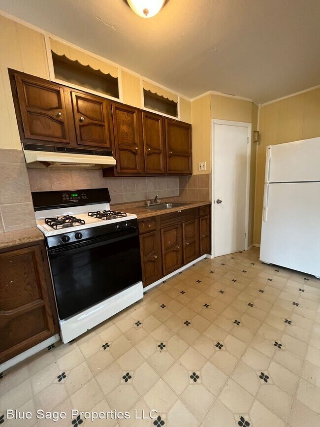 Building Photo - 3 br, 1 bath House - 509 Cypress Ave