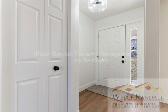 Building Photo - 660 Woodland Hills Dr