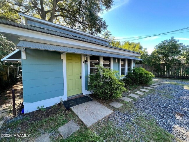 Building Photo - 503 Southdown Pl