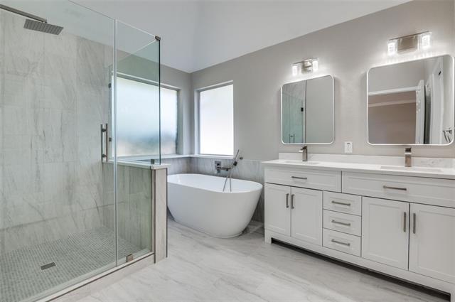 Building Photo - 517 Aurora Ct