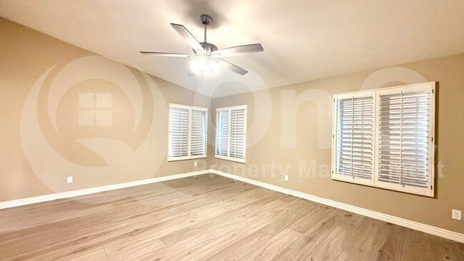 Building Photo - 2744 E Bighorn Ave