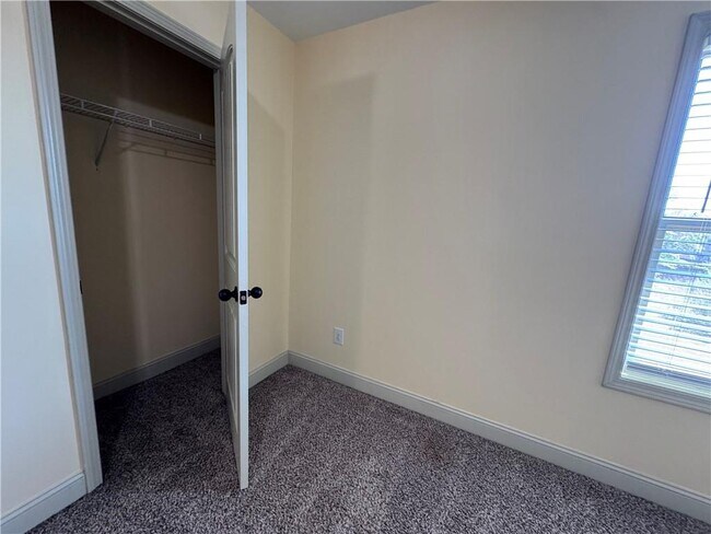Building Photo - 2640 Tyler Bay Ln