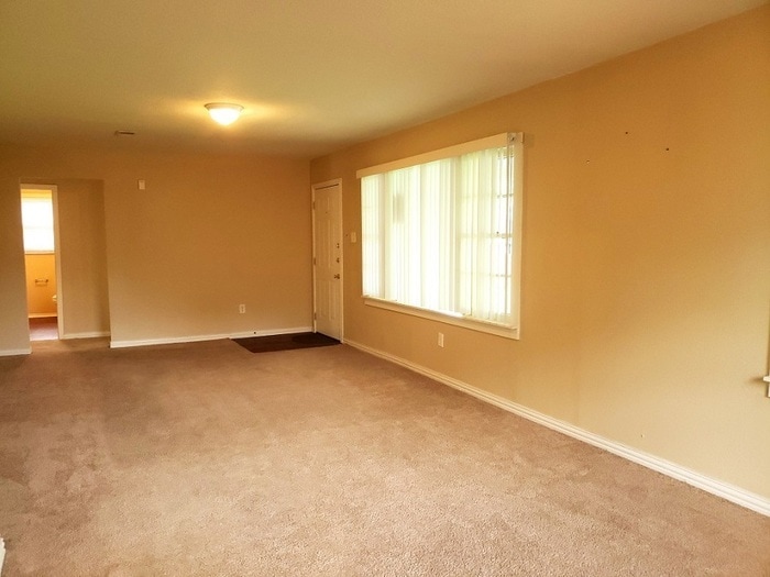 Building Photo - 3758 Denton Hwy