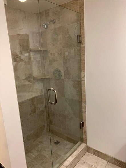 Building Photo - 2922 SW 22nd Cir