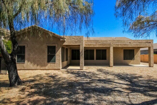 Building Photo - 11021 E Dover St